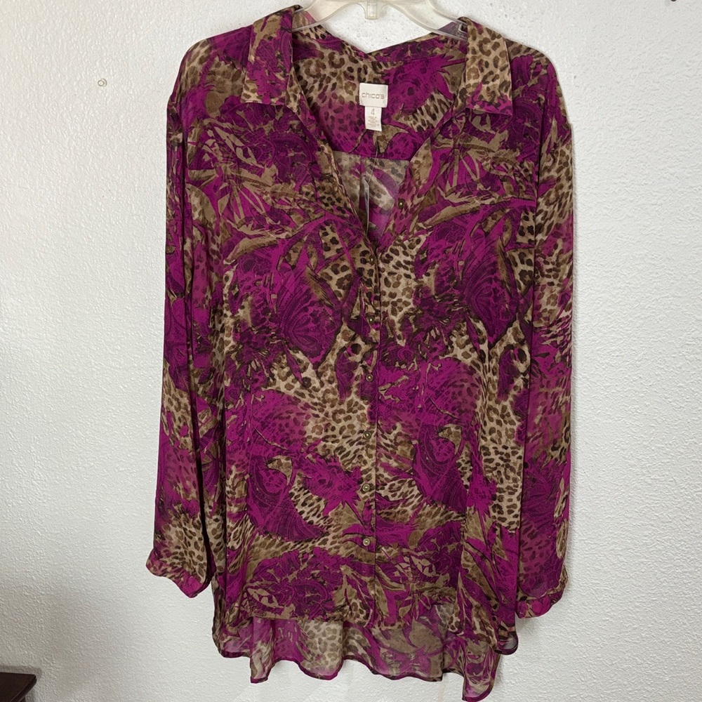 597  NWT Chico's Vibrant Magenta and Tan Blouse. Sz XXL